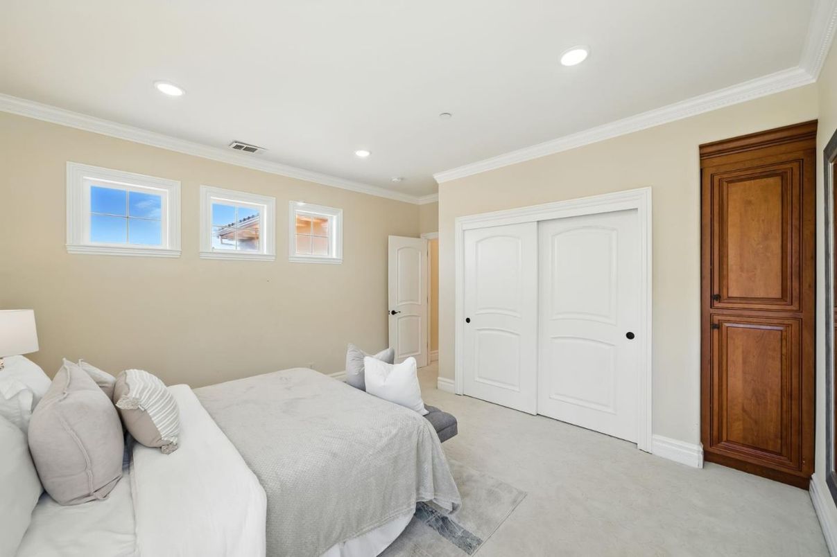 Bedroom, Interior, Recessed Lighting