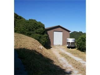 Backyard, Detached Garage, Exterior