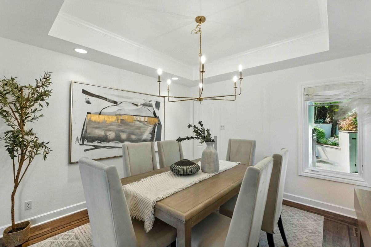 Dining room, Interior, Pendant Lights, Recessed Lighting, Wood Texture Flooring