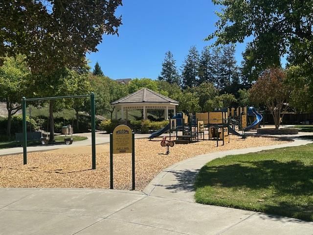 Backyard, Exterior, Playground