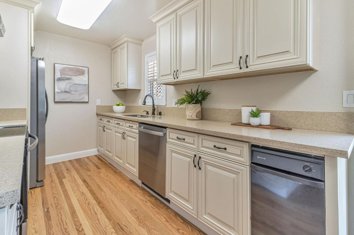 Interior, Kitchen, Stainless Steel Appliances, Wood Texture Flooring