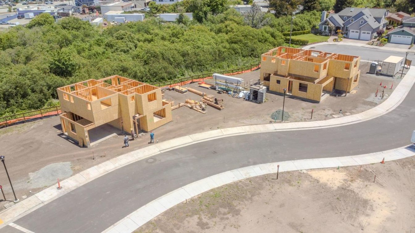 Exterior, Drone