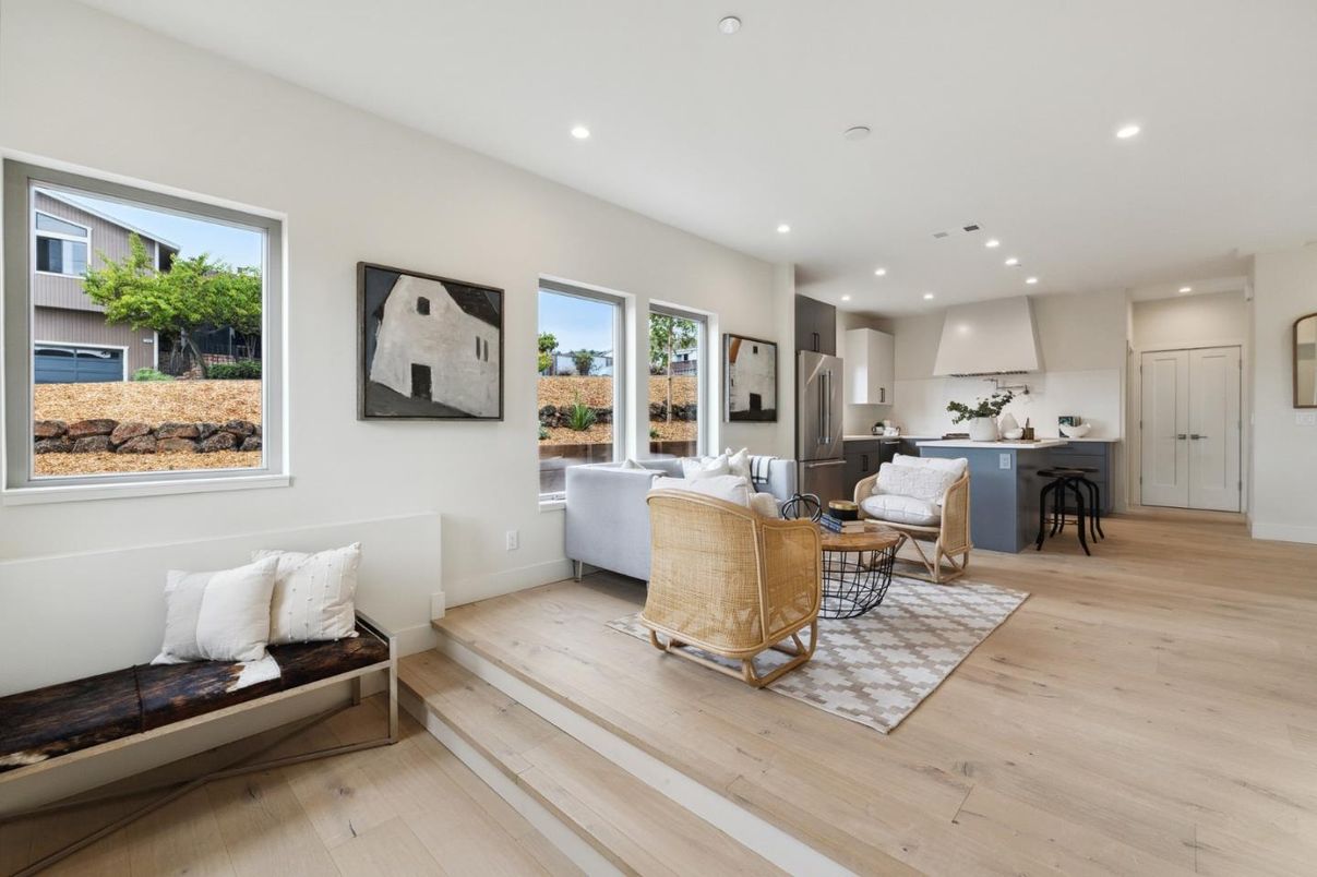 Interior, Kitchen, Living room, Recessed Lighting, Wood Texture Flooring