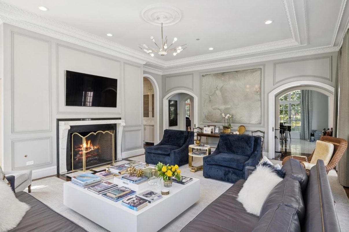 Fireplace, Interior, Living room, Pendant Lights, Recessed Lighting