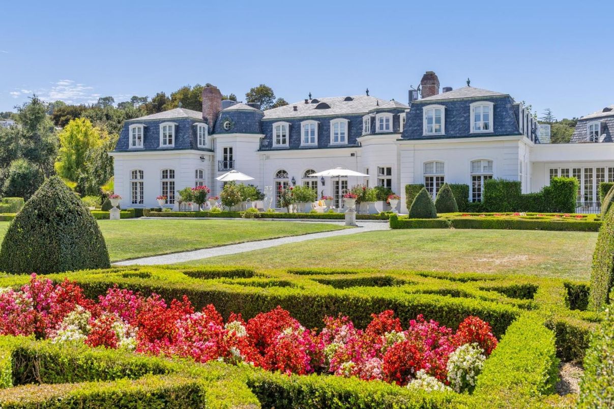 Backyard, Exterior, Facade, French Provincial