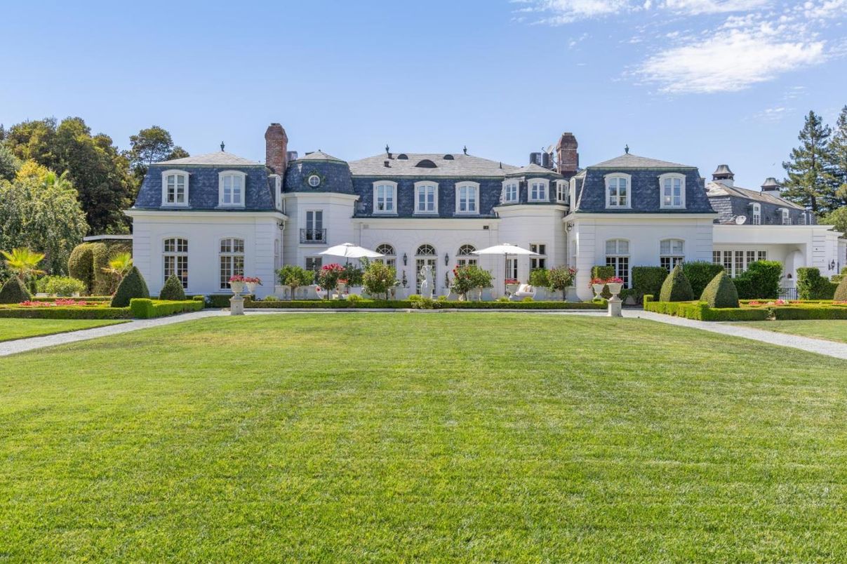 Backyard, Exterior, Facade, French Provincial