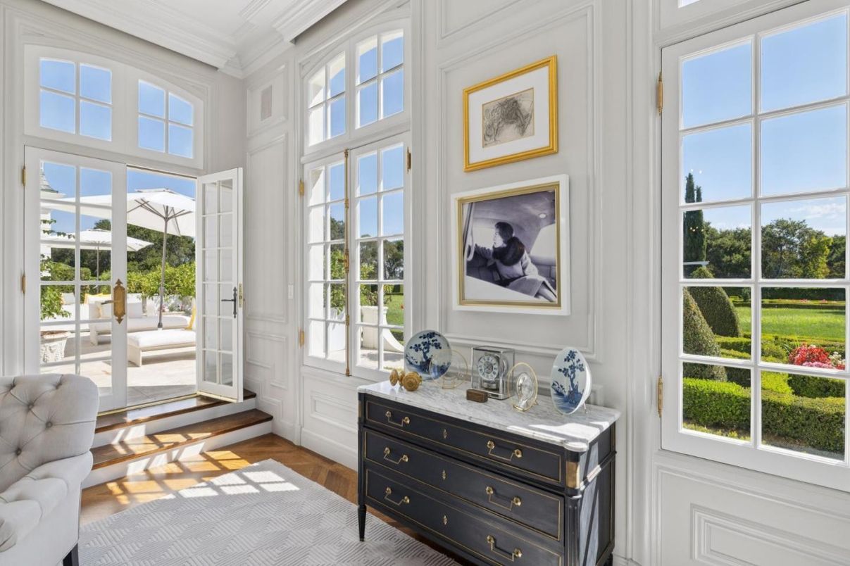 Interior, Sun Room, Wood Texture Flooring
