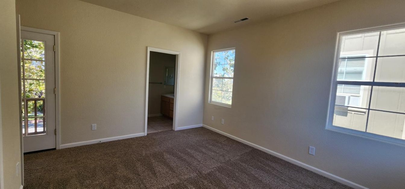 Bathroom, Empty room, Interior