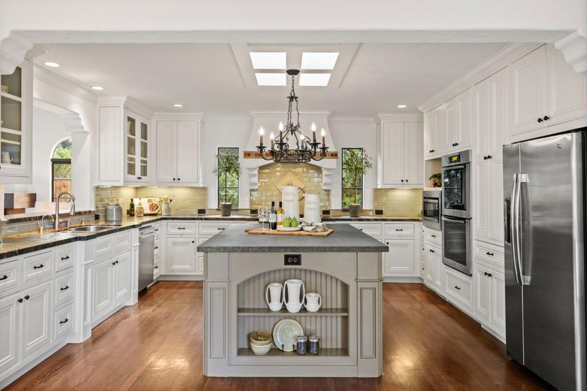Chandelier, Interior, Kitchen, Recessed Lighting, Stainless Steel Appliances, Wood Texture Flooring