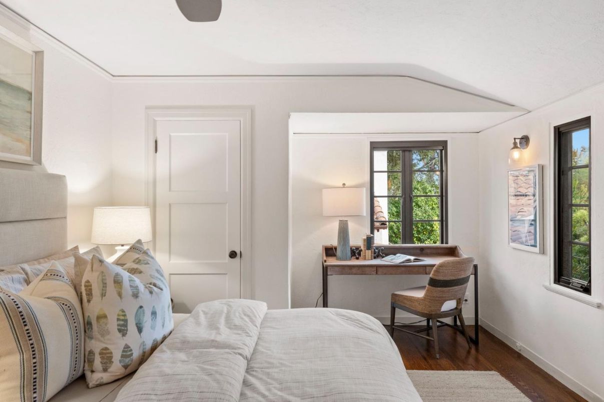 Bedroom, Home Office, Interior, Wood Texture Flooring