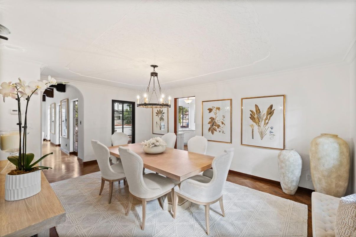 Chandelier, Dining room, Interior, Pendant Lights, Wood Texture Flooring