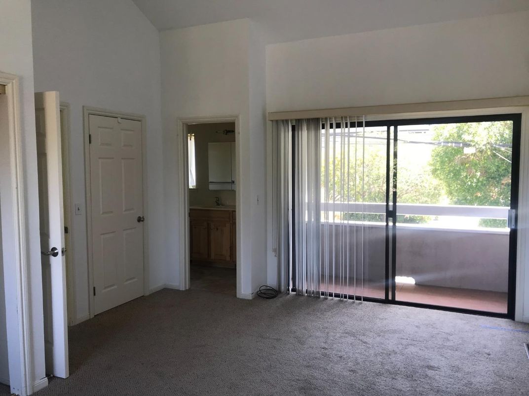 Bathroom, Empty room, Interior