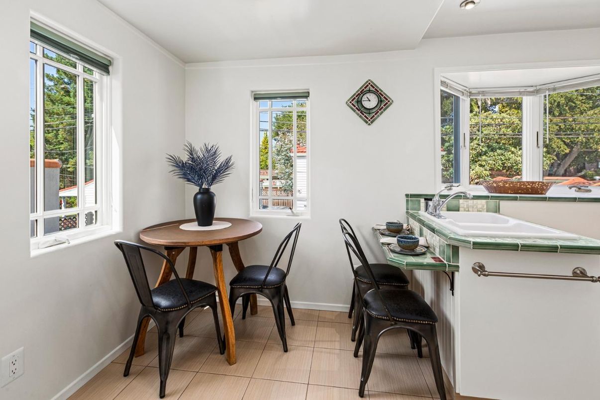 Dining room, Interior