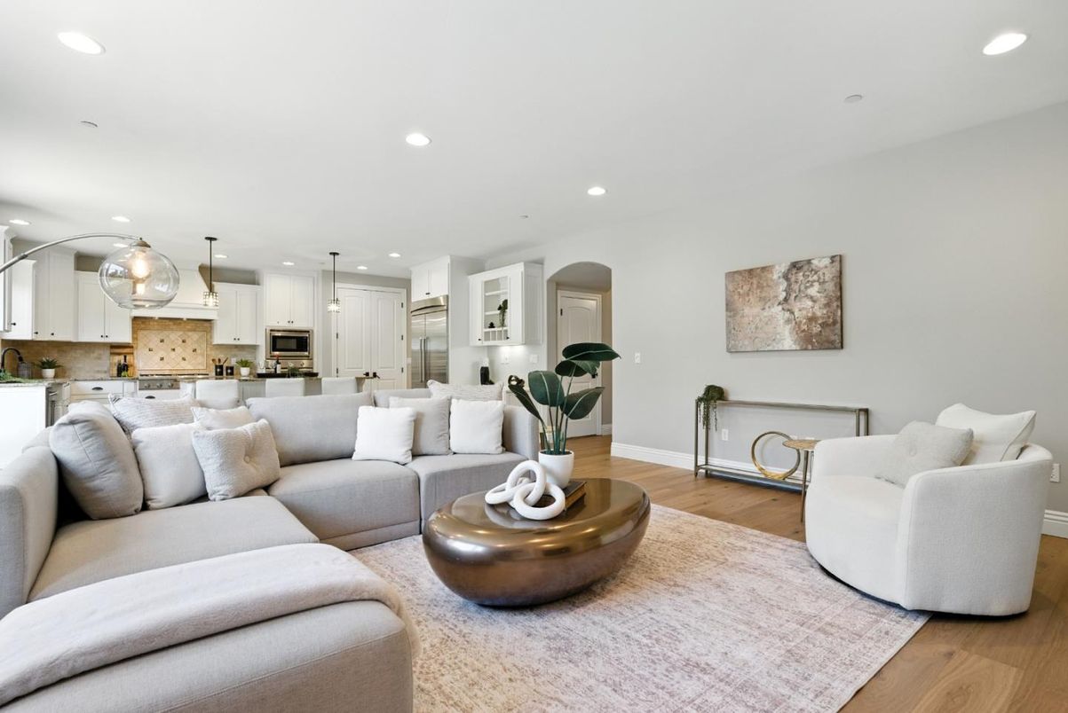 Interior, Kitchen, Living room, Pendant Lights, Recessed Lighting, Stainless Steel Appliances, Wood Texture Flooring