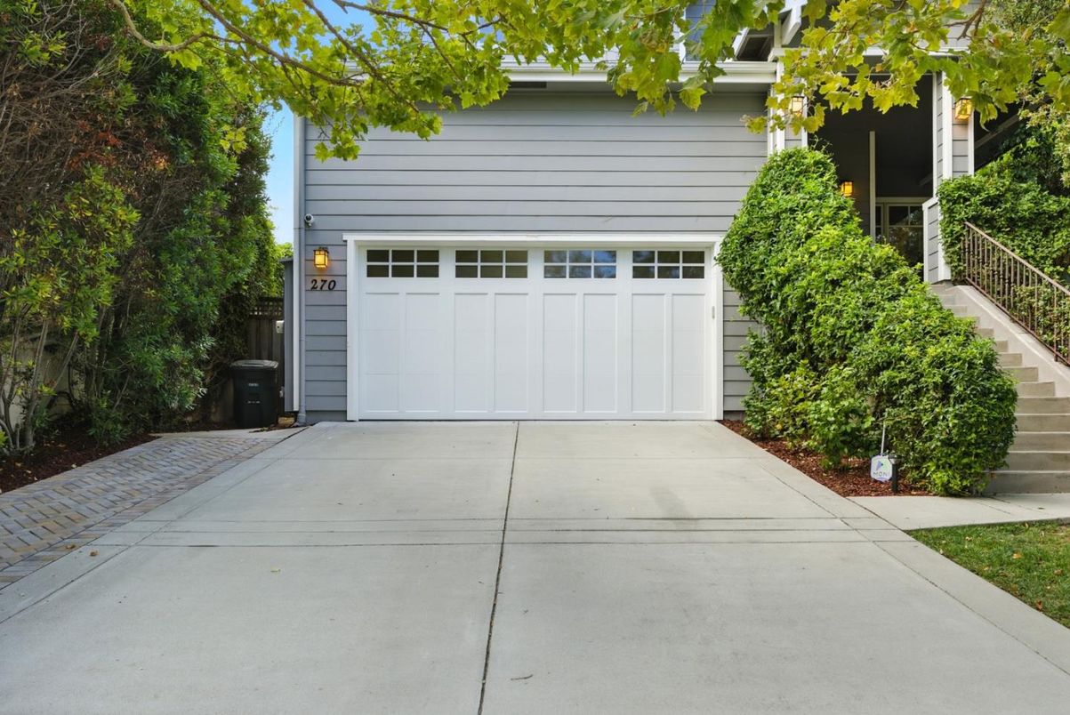 Detached Garage, Exterior