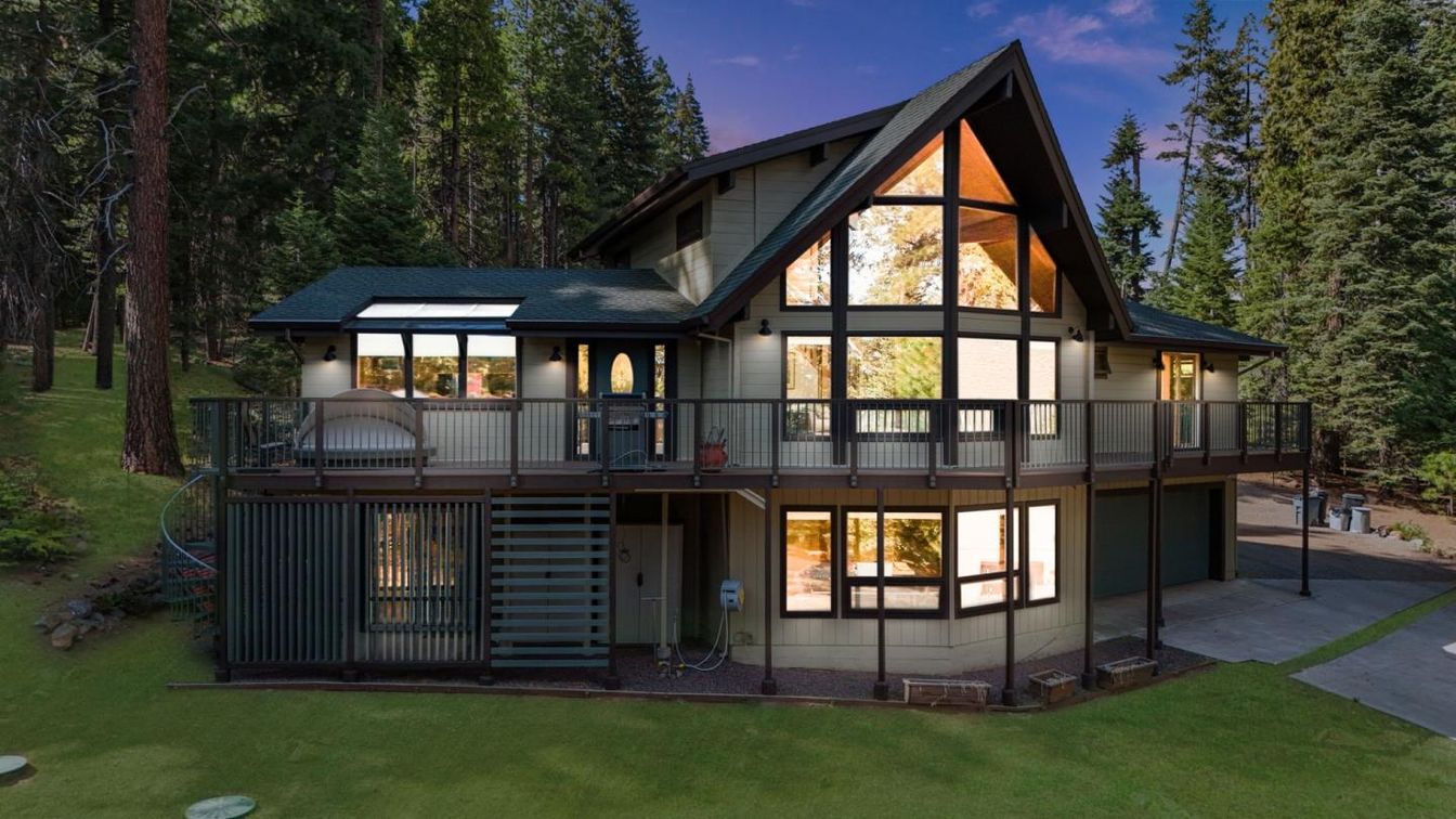 Backyard, Exterior, Facade, A Frame