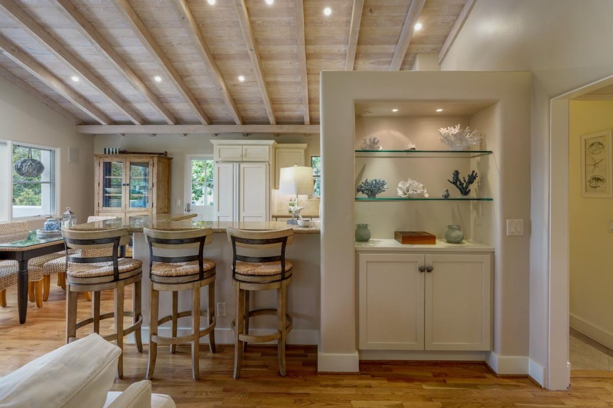 Dining room, Interior, Recessed Lighting, Wooden Beams, Wooden Ceilings, Wood Texture Flooring