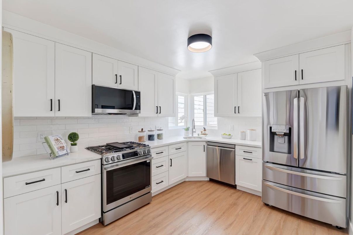 Interior, Kitchen, Stainless Steel Appliances, Wood Texture Flooring