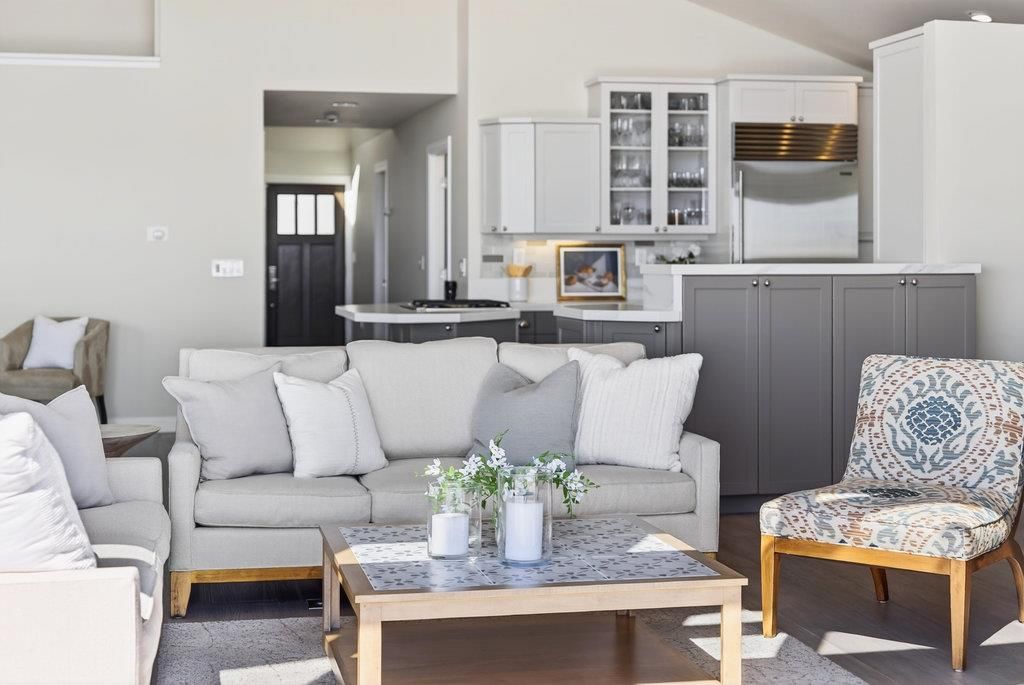 Interior, Kitchen, Living room, Stainless Steel Appliances