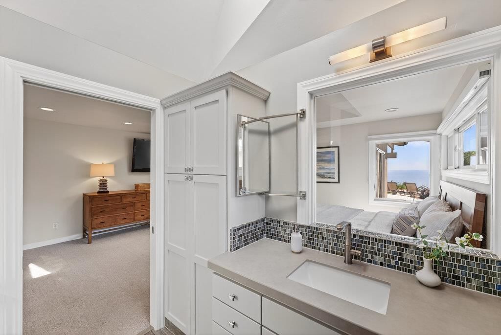 Bathroom, Bedroom, Interior, Recessed Lighting, Water