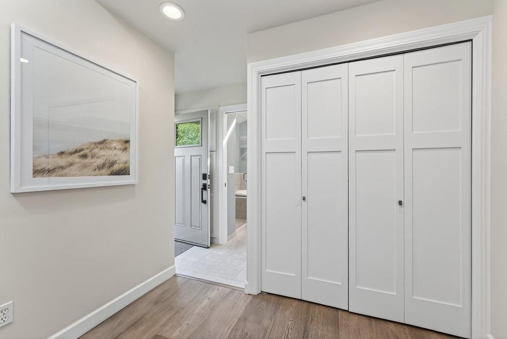 Bathroom, Interior, Recessed Lighting, Wood Texture Flooring