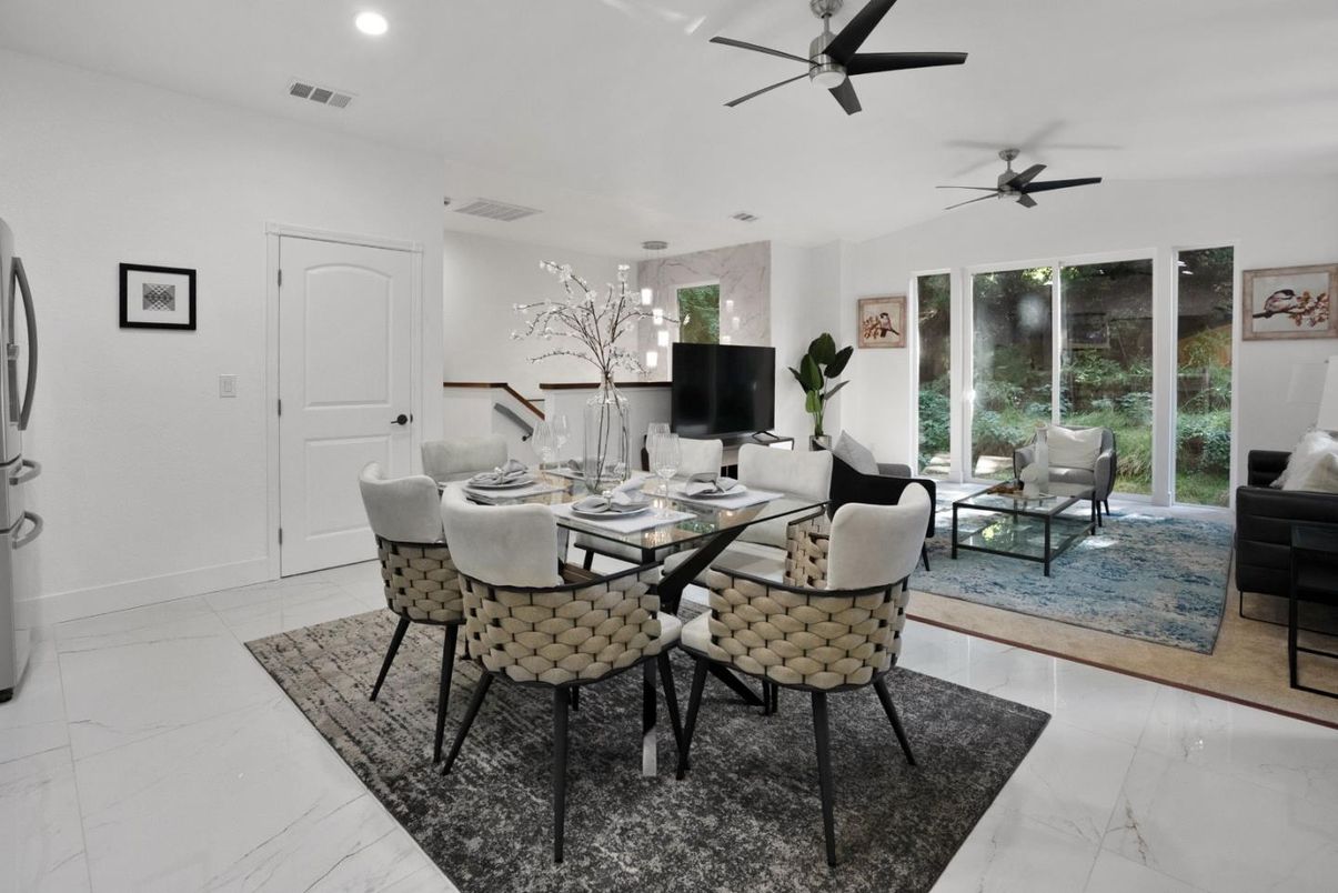 Dining room, Interior, Living room, Marble, Recessed Lighting