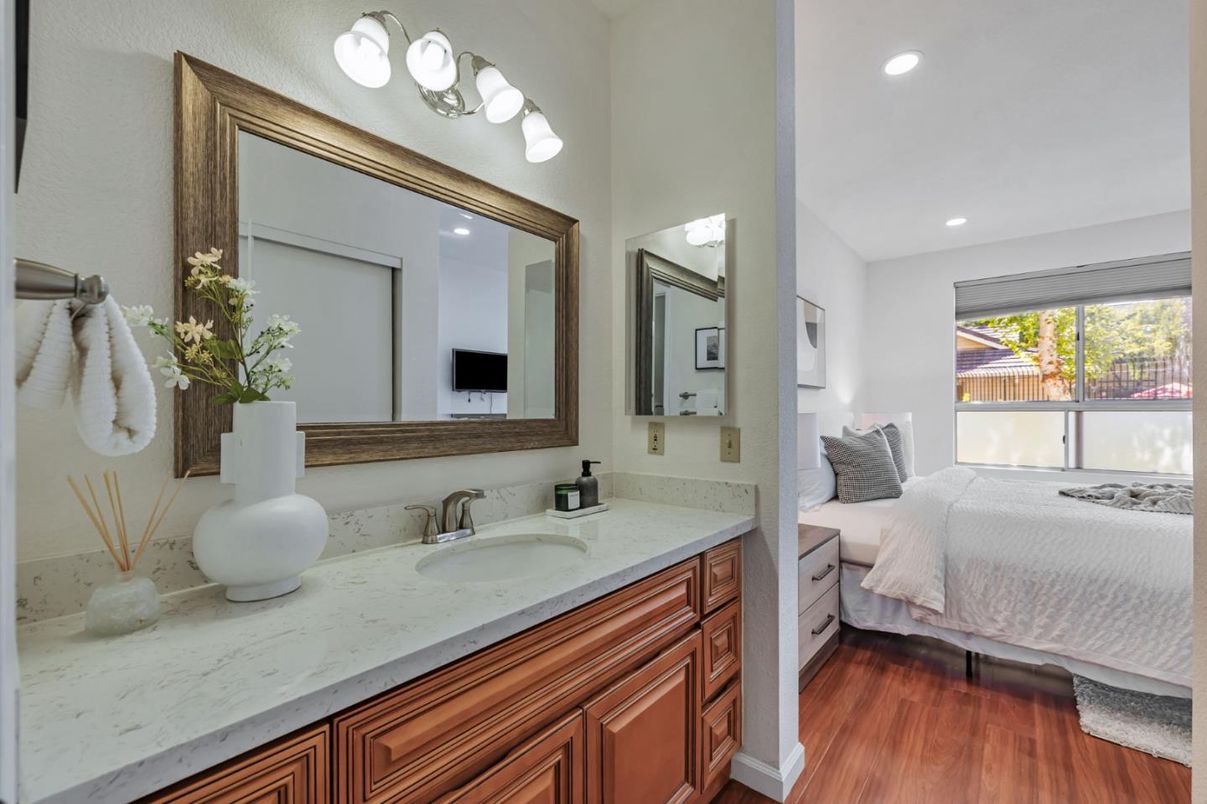 Bathroom, Bedroom, Interior, Recessed Lighting, Wood Texture Flooring