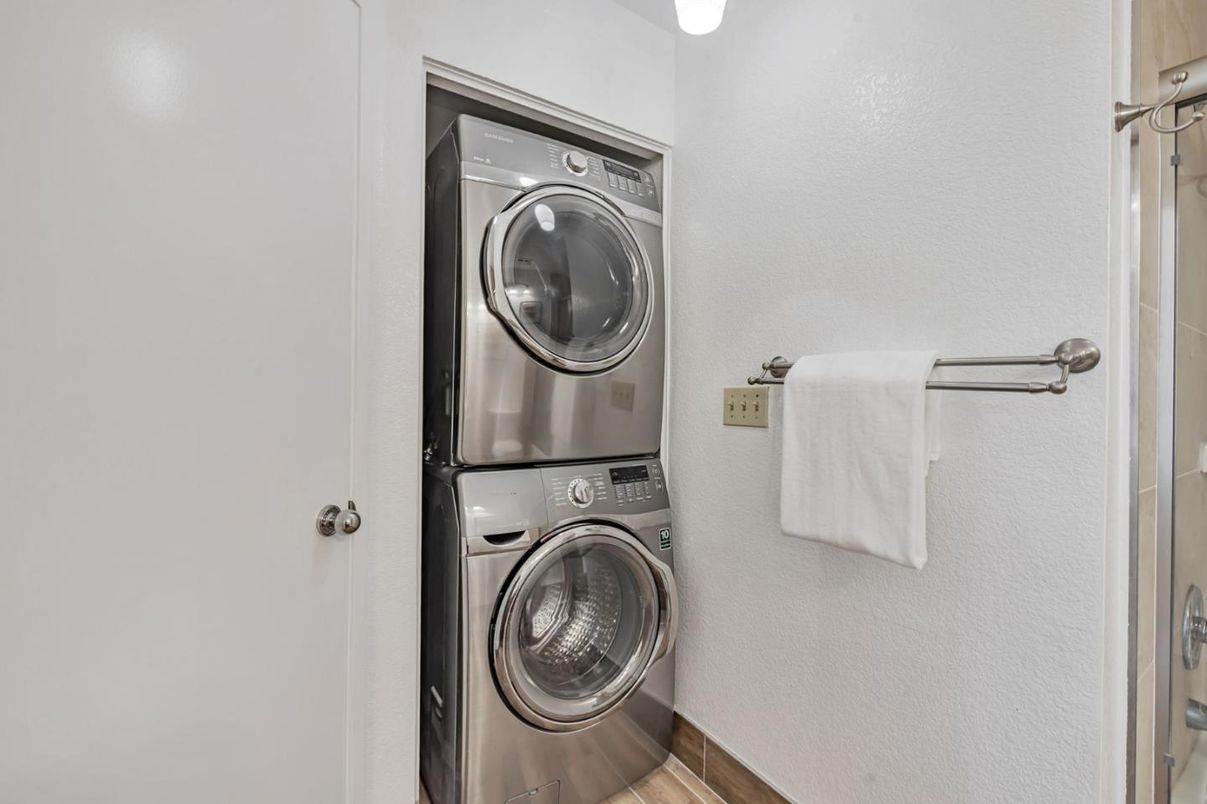 Interior, Utility Closets, Washer