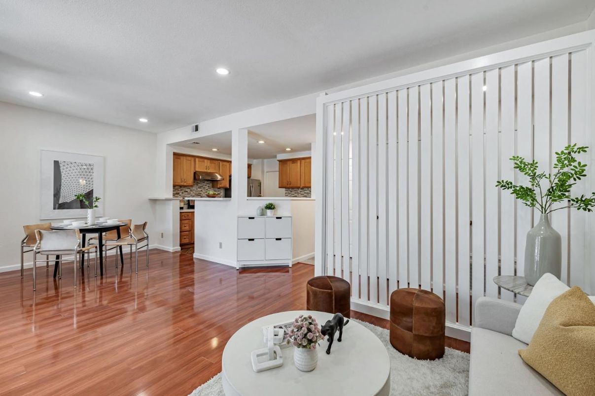 Dining room, Interior, Kitchen, Recessed Lighting, Wood Texture Flooring