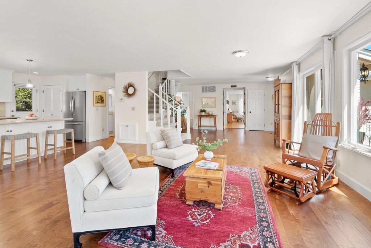 Interior, Kitchen, Living room, Pendant Lights, Wood Texture Flooring