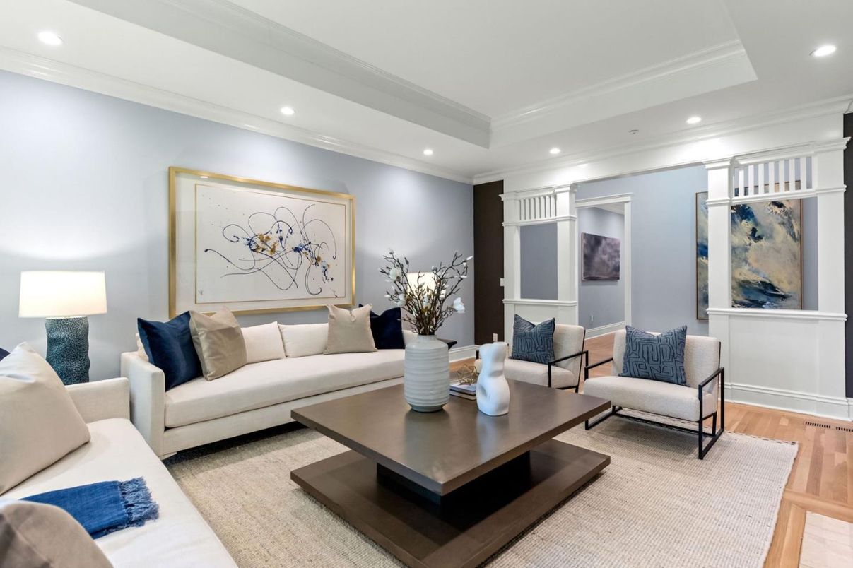 Interior, Living room, Recessed Lighting, Wood Texture Flooring