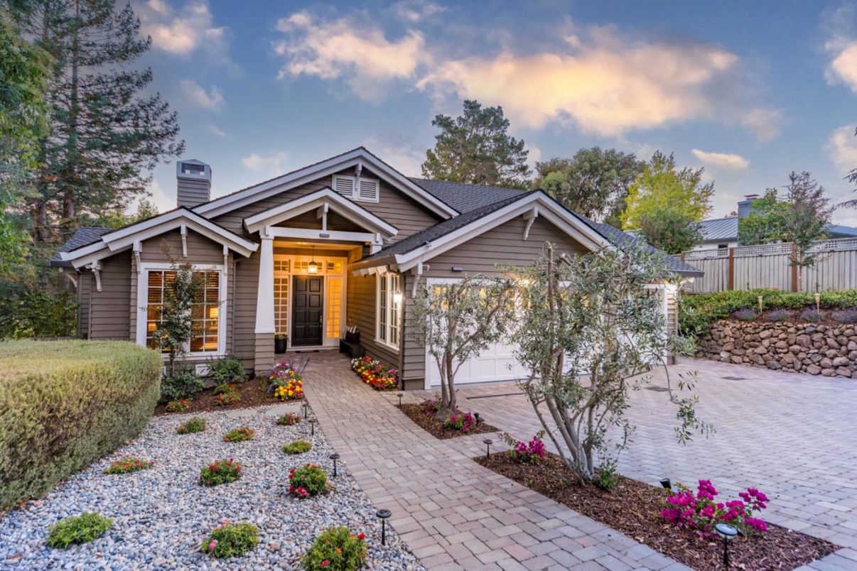 Exterior, Facade, American Craftsman