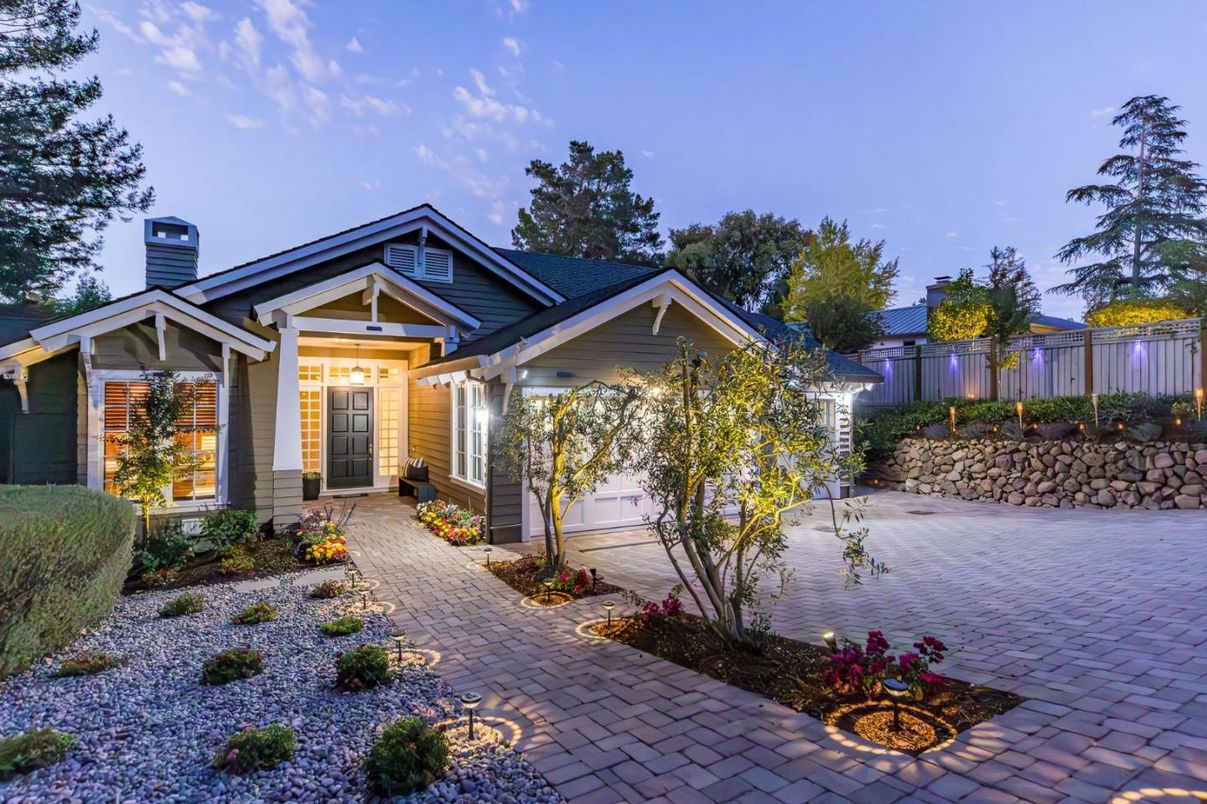 Exterior, Facade, American Craftsman