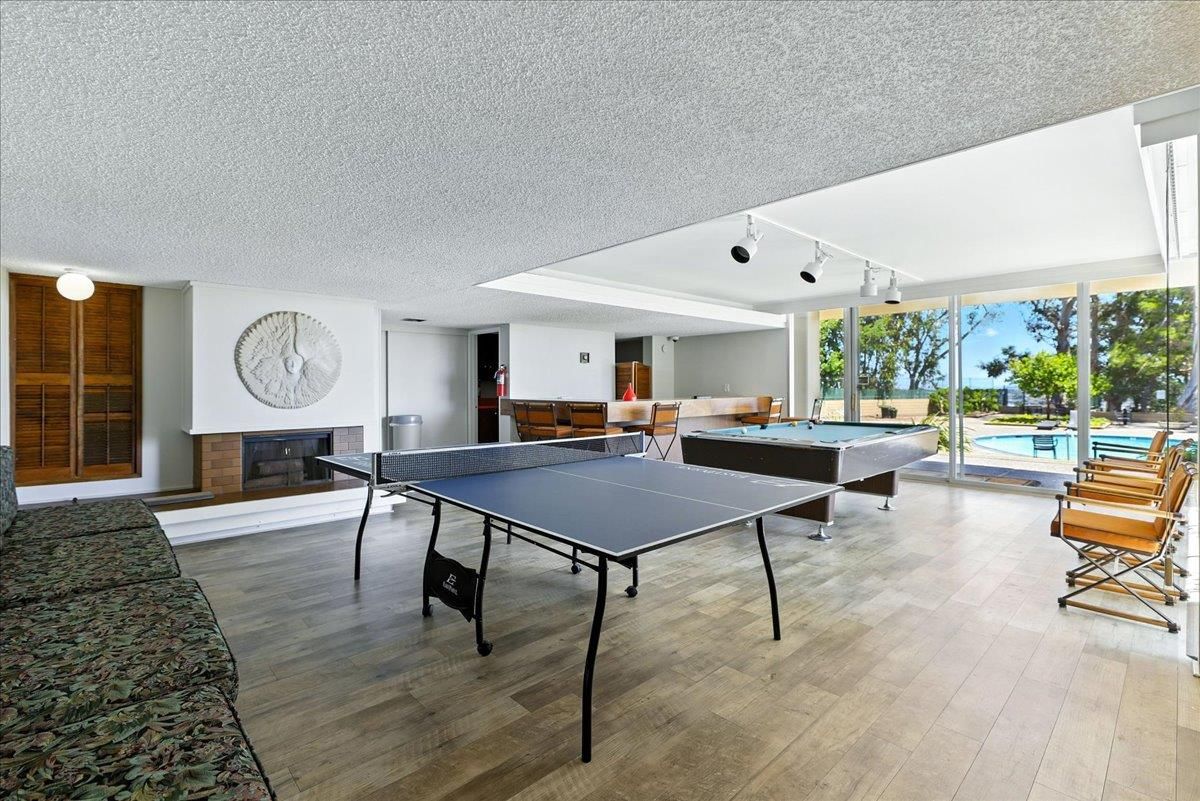 Billiard Table, Game Room, Interior, Wood Texture Flooring