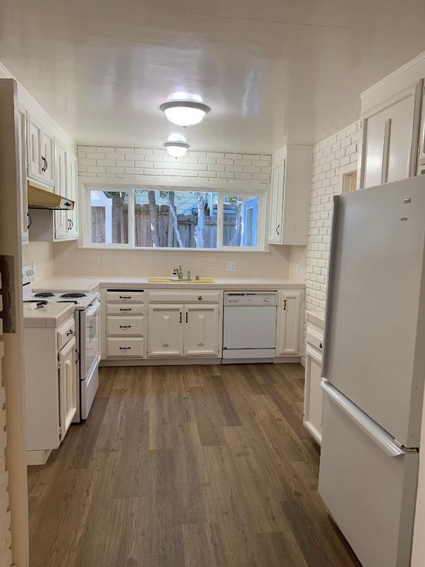 Interior, Kitchen, Wood Texture Flooring