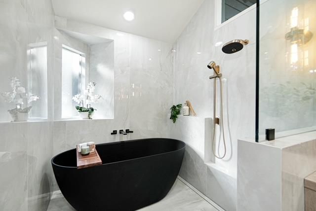 Bathroom, Free Standing Baths, Interior, Marble, Marble Walls, Recessed Lighting