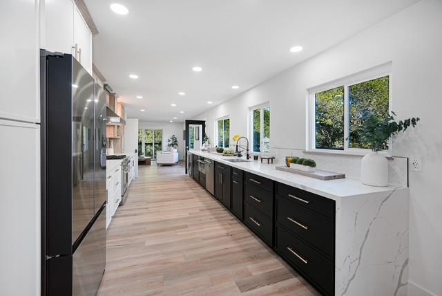 Interior, Kitchen, Recessed Lighting, Wood Texture Flooring