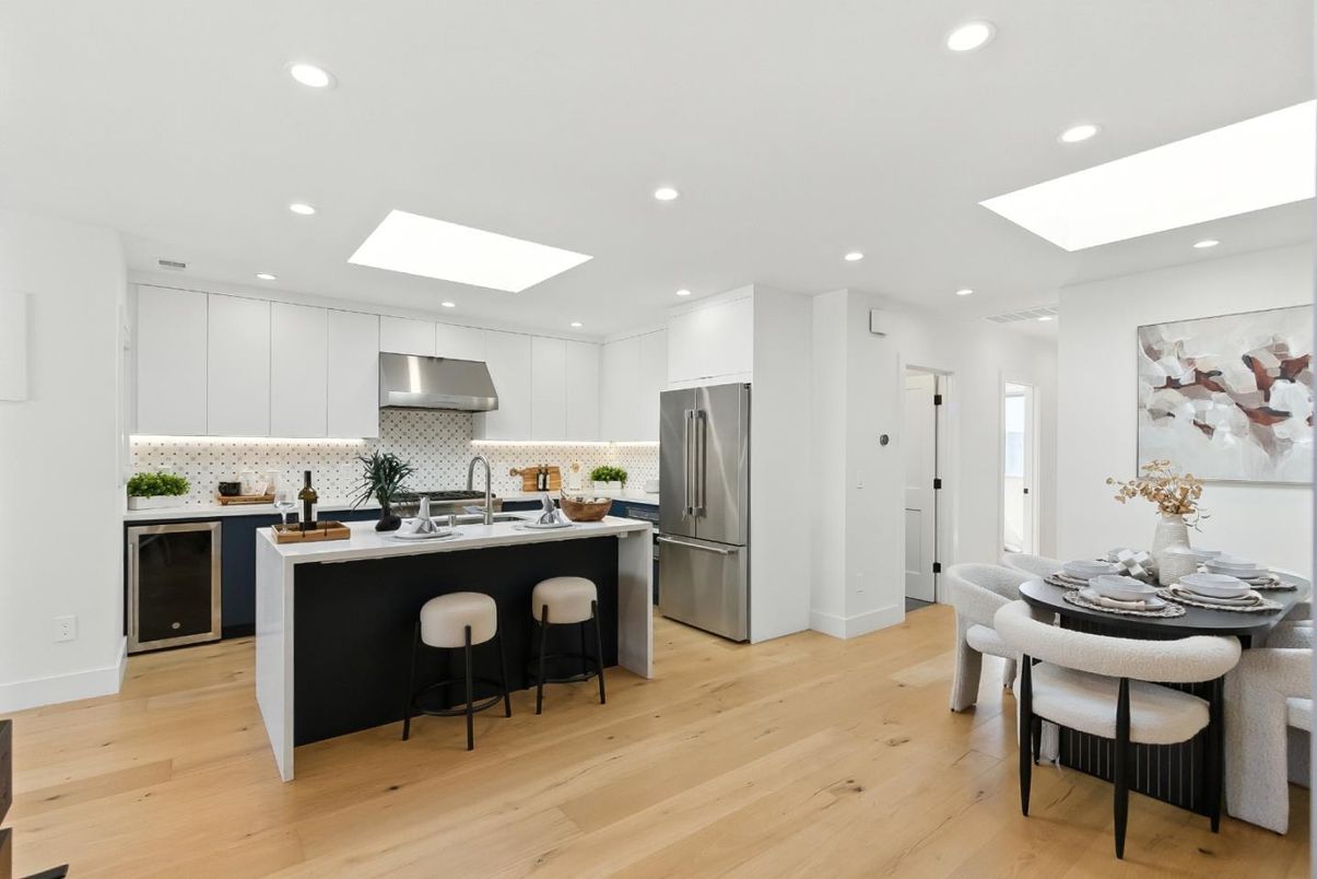 Dining room, Interior, Kitchen, Recessed Lighting, Stainless Steel Appliances, Wood Texture Flooring