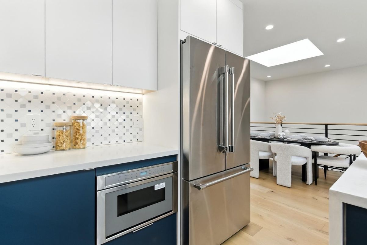 Dining room, Interior, Kitchen, Recessed Lighting, Stainless Steel Appliances, Wood Texture Flooring