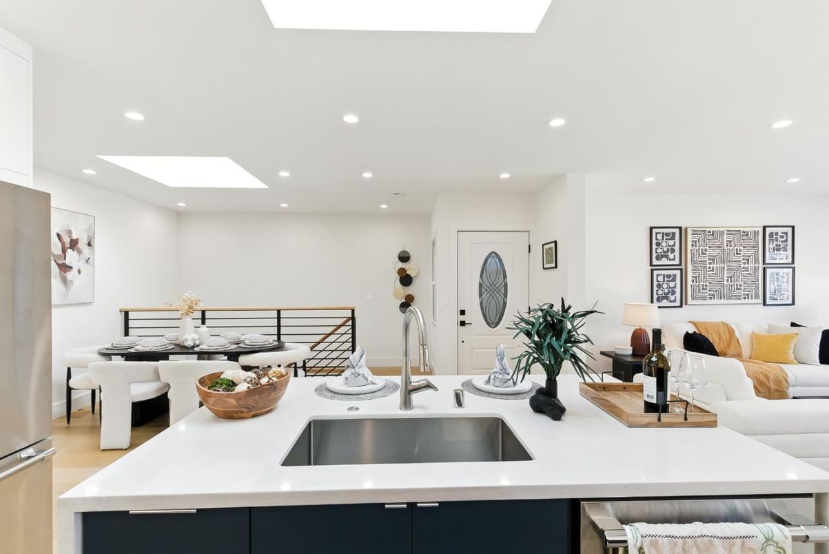 Dining room, Interior, Kitchen, Living room, Recessed Lighting
