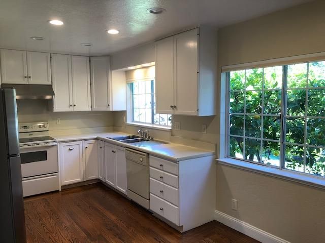 Interior, Kitchen, Recessed Lighting, Wood Texture Flooring