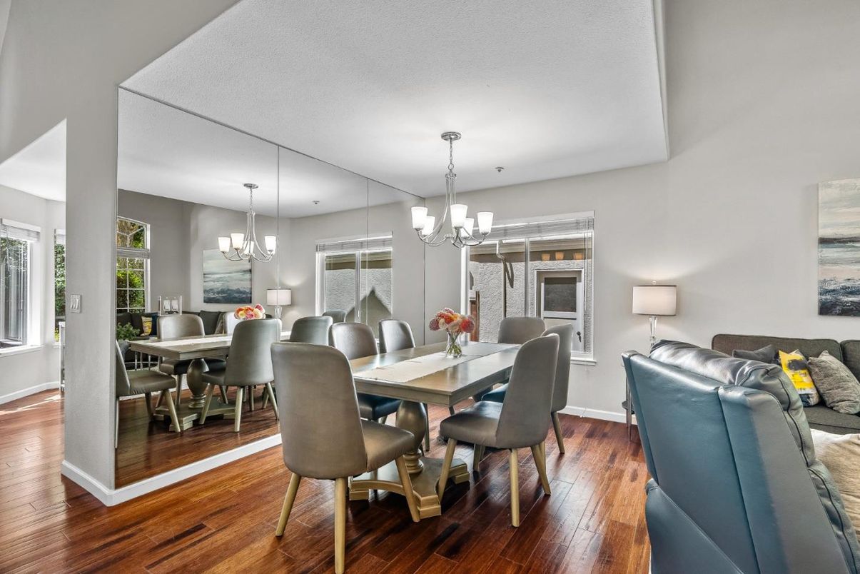 Chandelier, Dining room, Interior, Living room, Wood Texture Flooring
