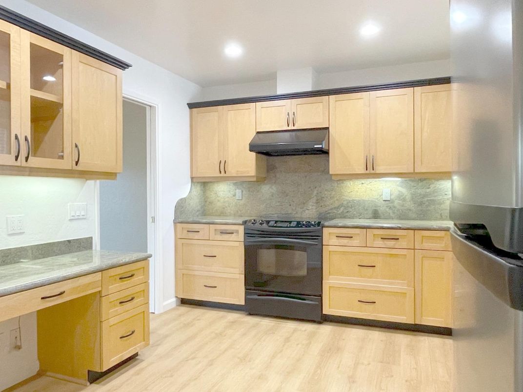 Interior, Kitchen, Recessed Lighting, Wood Texture Flooring