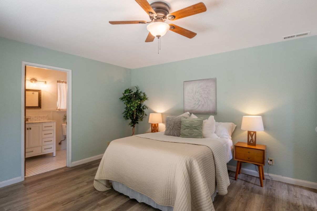 Bedroom, Interior, Wood Texture Flooring