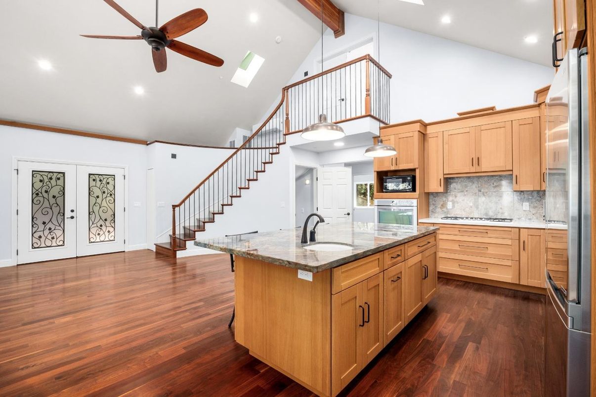 Interior, Kitchen, Pendant Lights, Recessed Lighting, Wood Texture Flooring