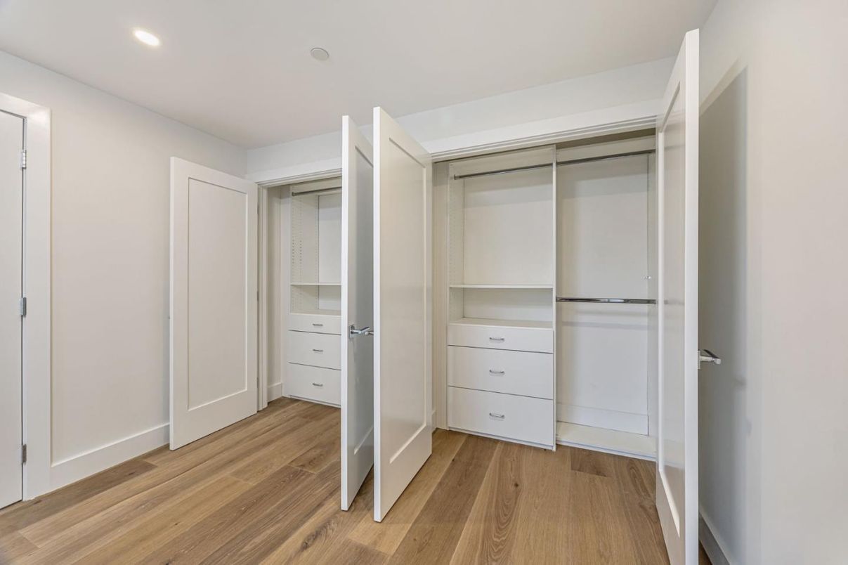 Interior, Recessed Lighting, Walk-in Closets, Wood Texture Flooring