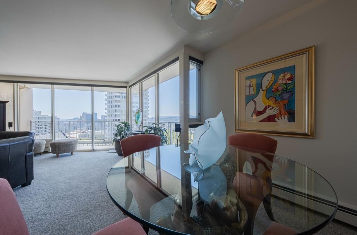 Dining room, Interior