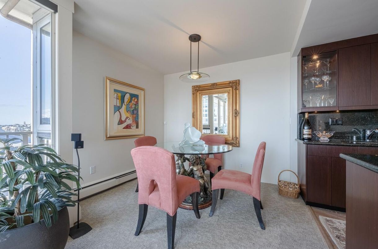 Dining room, Interior, Pendant Lights