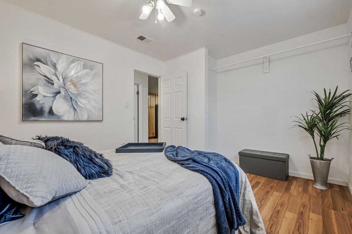 Bedroom, Interior, Wood Texture Flooring