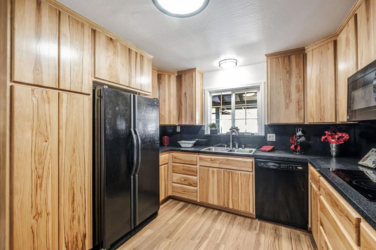 Interior, Kitchen, Wood Texture Flooring